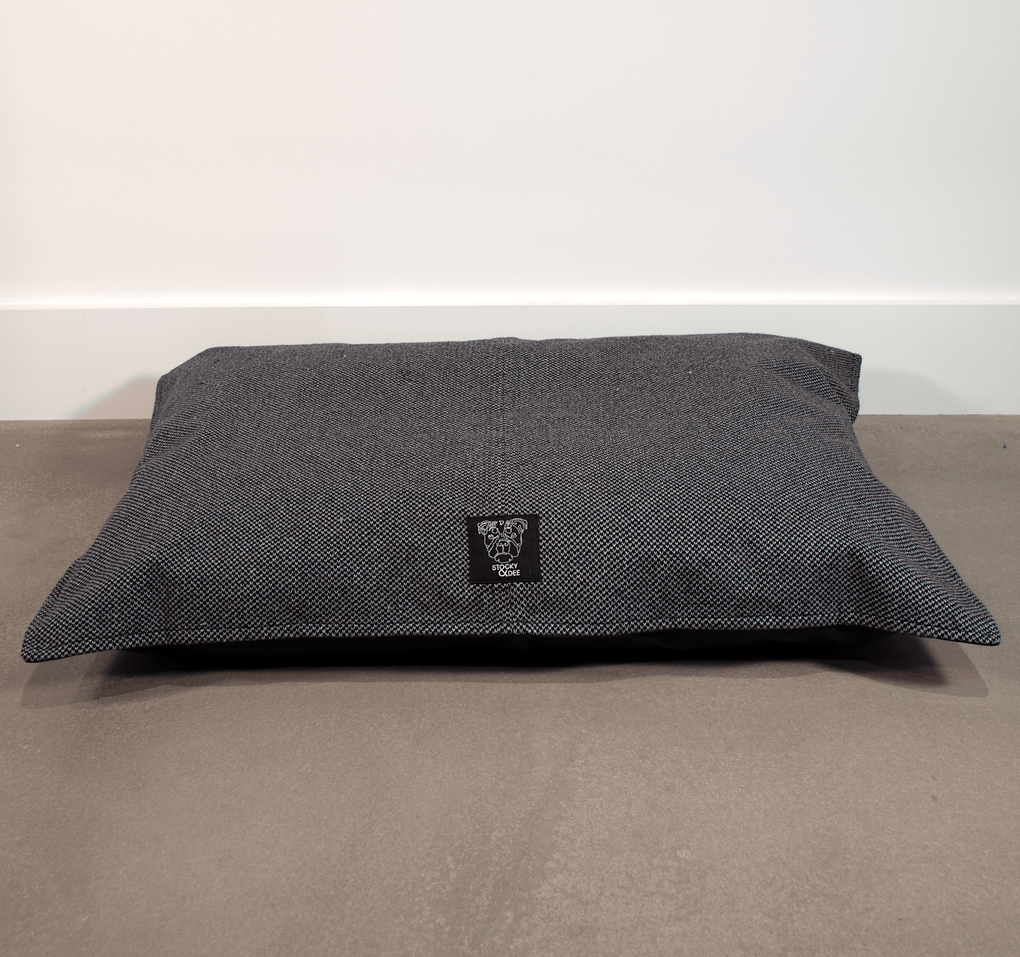 Black & Grey - Harris Design - Luxury Dog Bed